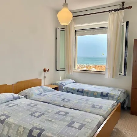 5 Posti Fronte Mare Bibione